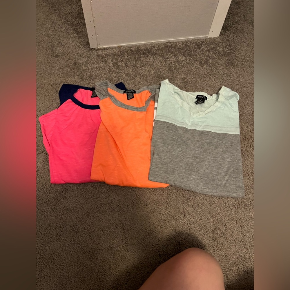 set of 3 rue21 tees